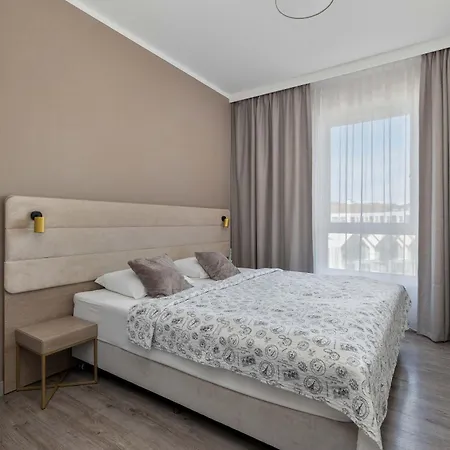 Apartment Stylish Bel Mare E529 In With Balcony & Parking & Close To The By Renters Misdroy